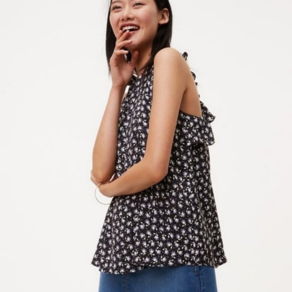 LOFT Floral Ruffle Back Shell Top XL